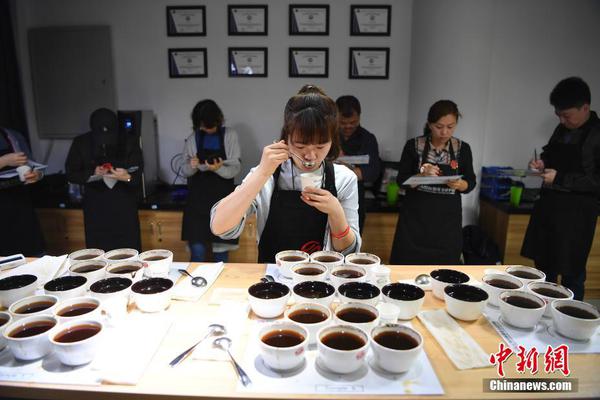 兒童被游樂蕩椅砸中，職責誰來擔？（新聞觀點）