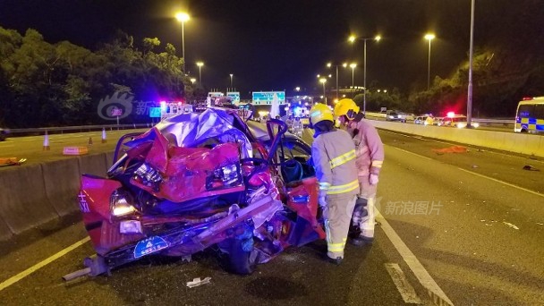 【718視頻爆料】照亮來往的林立力架車輛